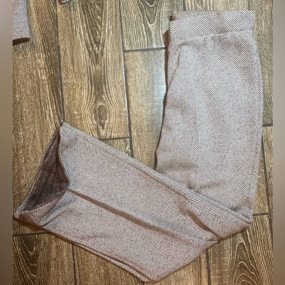 St. John Collection 3pc Leather Trimmed Pantsuit/Skirtsuit in Mocha Tweed - Picture 6 of 10